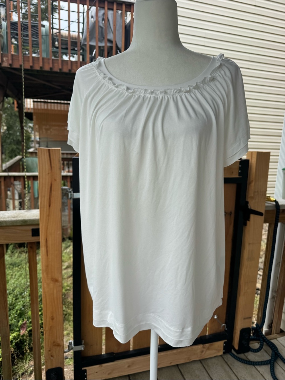 Ninexis White Blouse